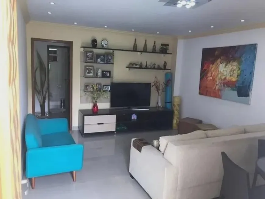 Foto 1 de Casa com 2 Quartos à venda, 120m² em Cabula VI, Salvador