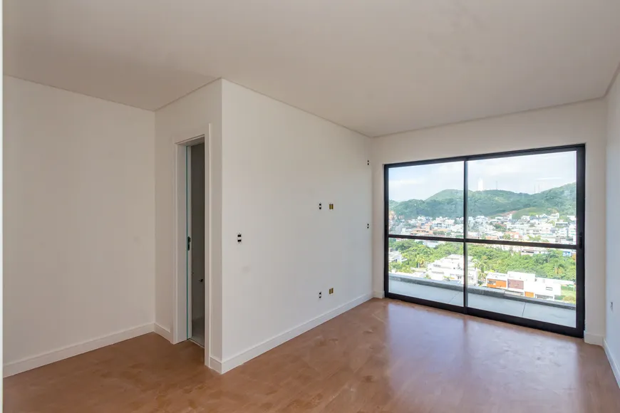 Foto 1 de Apartamento com 3 Quartos à venda, 98m² em Praia Brava de Itajai, Itajaí