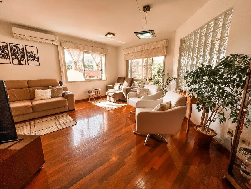 Foto 1 de Apartamento com 3 Quartos à venda, 167m² em Glória, Porto Alegre