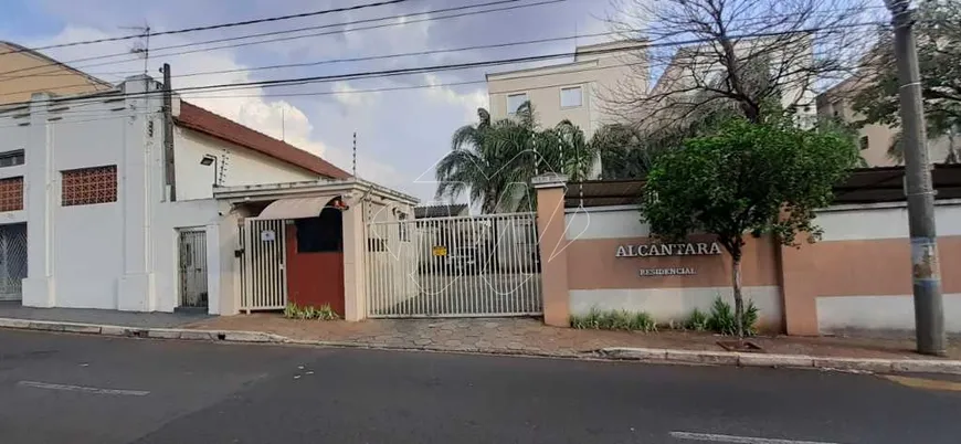 Foto 1 de Apartamento com 3 Quartos para venda ou aluguel, 63m² em Vila Xavier, Araraquara