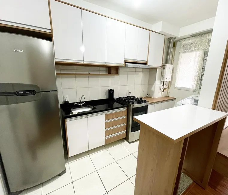 Foto 1 de Apartamento com 2 Quartos para venda ou aluguel, 47m² em Moqueta, Nova Iguaçu