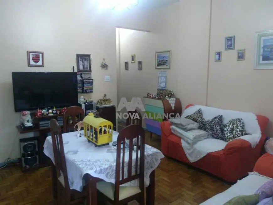 Foto 1 de Apartamento com 1 Quarto à venda, 51m² em Centro, Rio de Janeiro