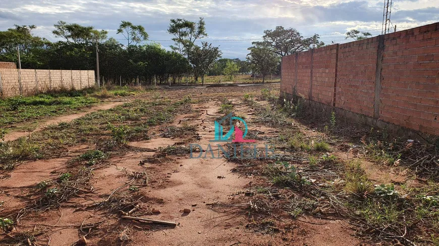 Foto 1 de Lote/Terreno à venda, 250m² em Residencial Santa Luzia, Araraquara