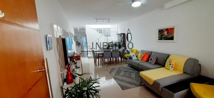 Foto 1 de Sobrado com 3 Quartos à venda, 151m² em Vila Firmiano Pinto, São Paulo