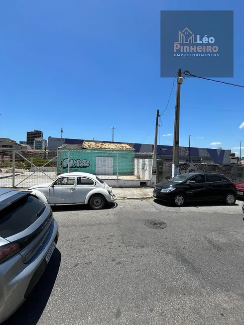 Foto 1 de Lote/Terreno à venda, 680m² em Cavaleiros, Macaé