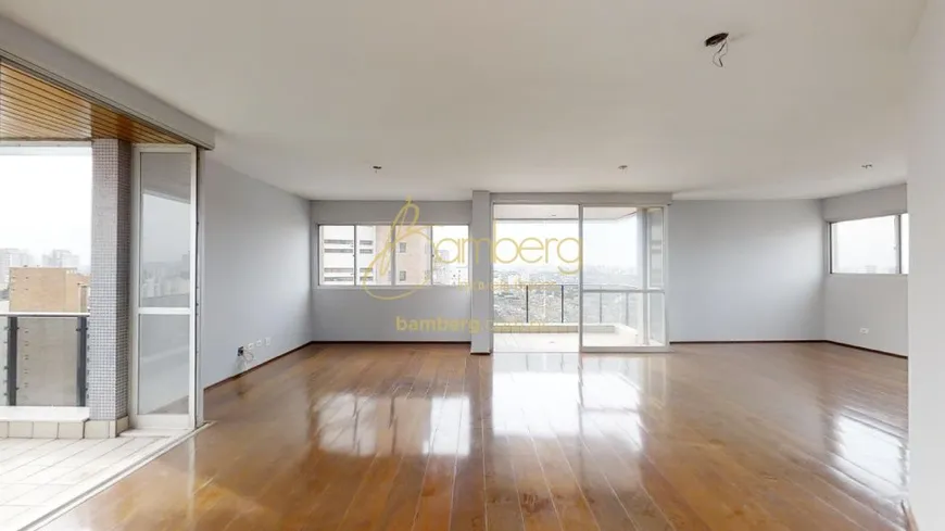 Foto 1 de Apartamento com 4 Quartos à venda, 198m² em Vila Suzana, São Paulo