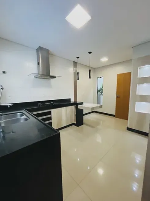 Foto 1 de Casa com 3 Quartos à venda, 45m² em Cabula VI, Salvador