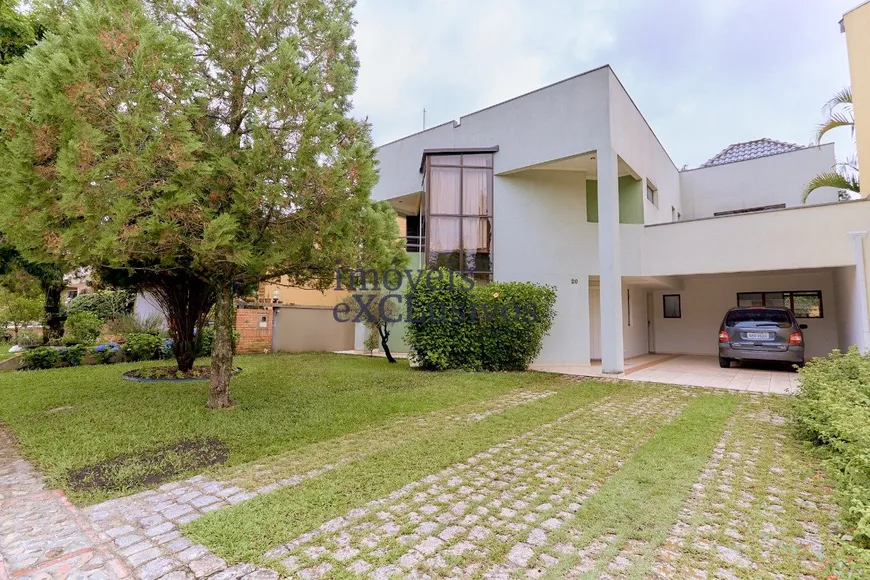 Foto 1 de Casa de Condomínio com 4 Quartos para alugar, 310m² em Jardim das Américas, Curitiba
