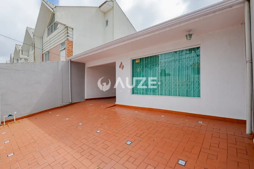Foto 1 de Casa com 3 Quartos à venda, 175m² em Uberaba, Curitiba