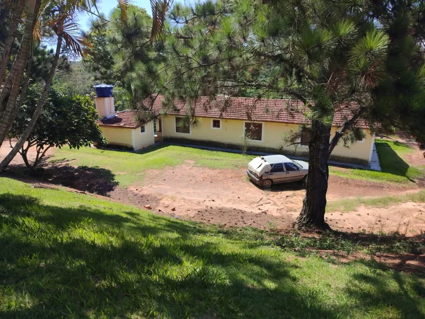 Foto 1 de Fazenda/Sítio com 3 Quartos à venda, 90m² em Zona Rural, Pinhalzinho