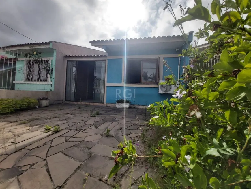 Foto 1 de Casa com 3 Quartos à venda, 59m² em Hípica, Porto Alegre