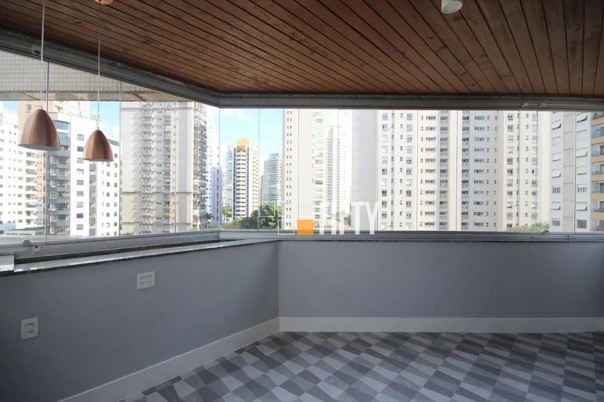 Foto 1 de Apartamento com 3 Quartos à venda, 165m² em Moema, São Paulo