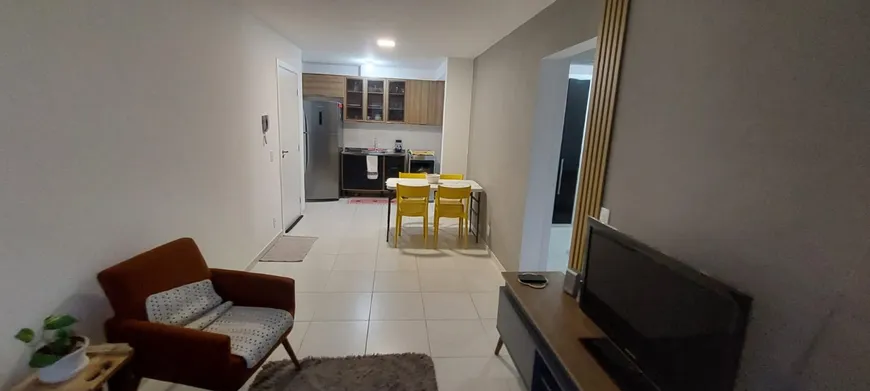 Foto 1 de Apartamento com 2 Quartos à venda, 51m² em Prado, Biguaçu