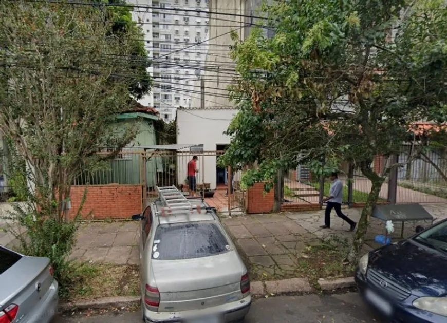 Foto 1 de Lote/Terreno à venda, 373m² em Jardim Botânico, Porto Alegre