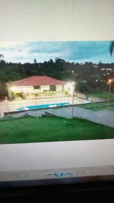 Foto 1 de Fazenda/Sítio com 4 Quartos à venda, 1500m² em , Mairinque