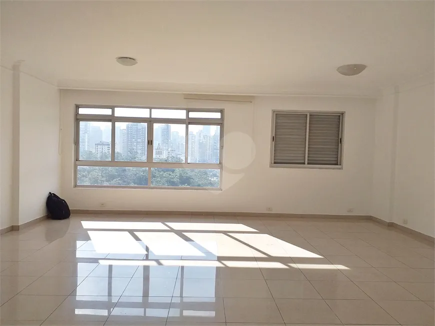 Foto 1 de Apartamento com 3 Quartos à venda, 145m² em Aclimação, São Paulo