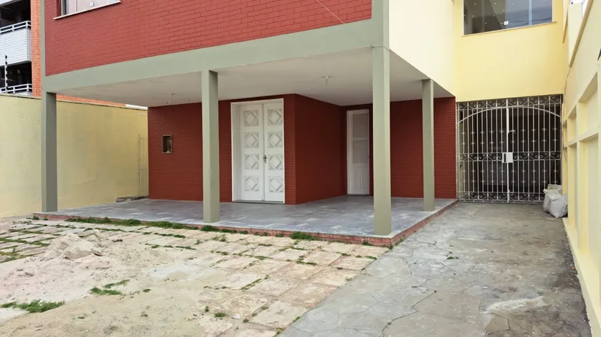 Foto 1 de com 9 Quartos à venda, 620m² em Dionísio Torres, Fortaleza