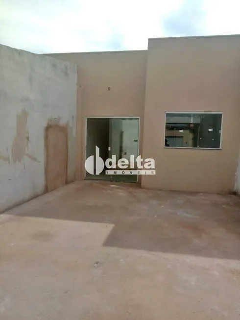 Foto 1 de Casa com 2 Quartos à venda, 70m² em Jardim Europa, Uberlândia