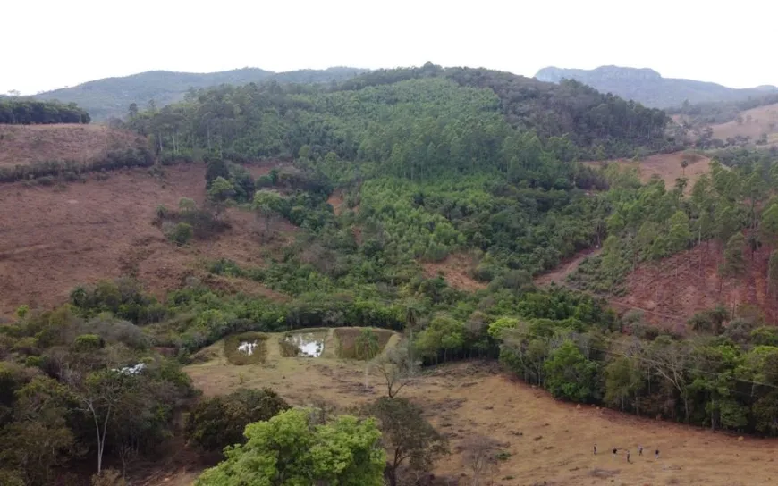 Foto 1 de Lote/Terreno à venda, 20000m² em Zona Rural, Caeté