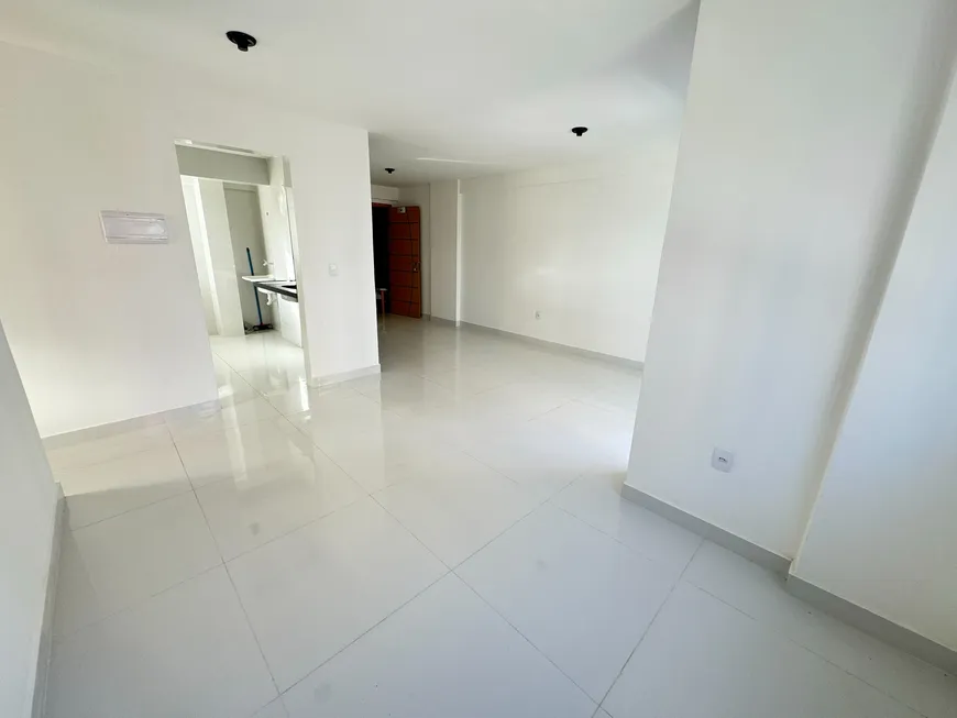 Foto 1 de Apartamento com 3 Quartos à venda, 66m² em Nova Parnamirim, Parnamirim