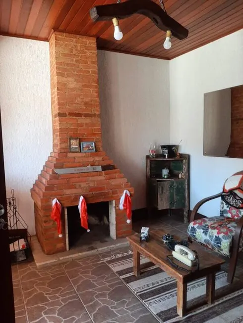 Foto 1 de Casa com 4 Quartos à venda, 209m² em Centro, Lagoinha
