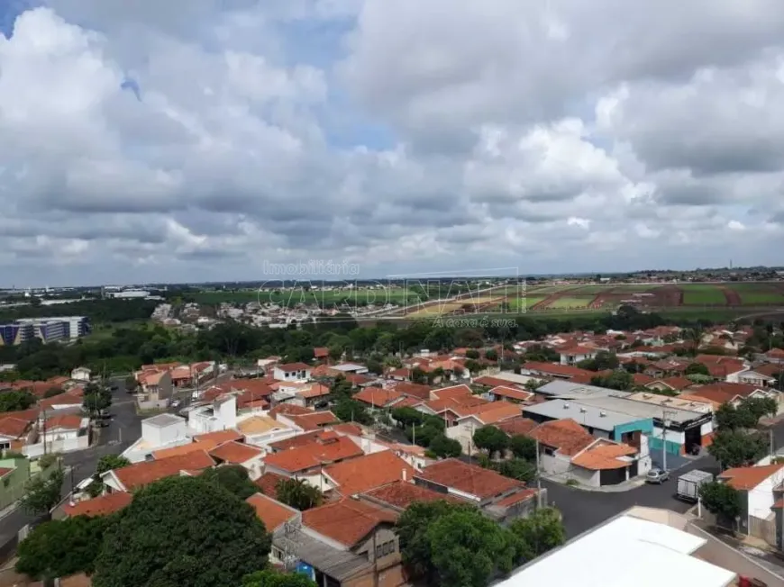 Foto 1 de Sobrado com 6 Quartos à venda, 293m² em Vila Yamada, Araraquara