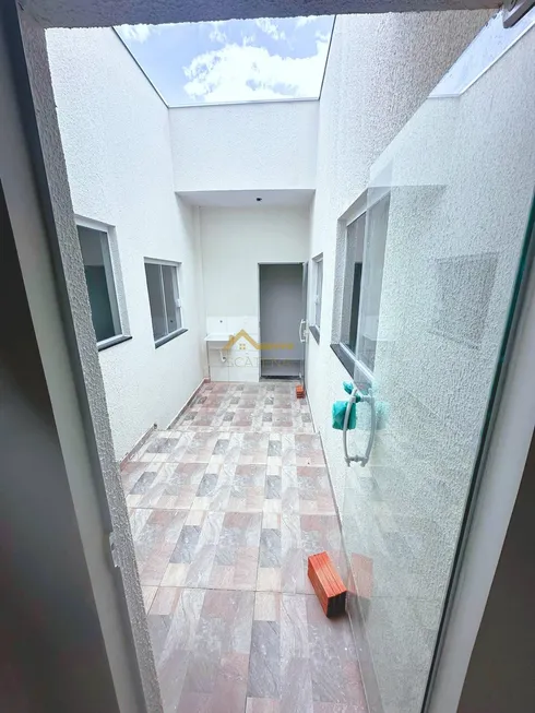 Foto 1 de Casa com 2 Quartos à venda, 50m² em Jardim Topazio, Sorocaba