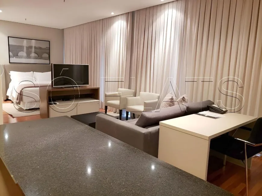 Foto 1 de Apartamento com 1 Quarto para alugar, 62m² em Itaim Bibi, São Paulo