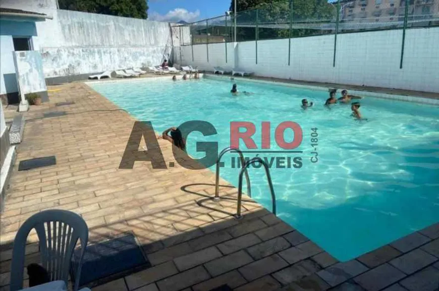 Foto 1 de Apartamento com 3 Quartos à venda, 59m² em Marechal Hermes, Rio de Janeiro