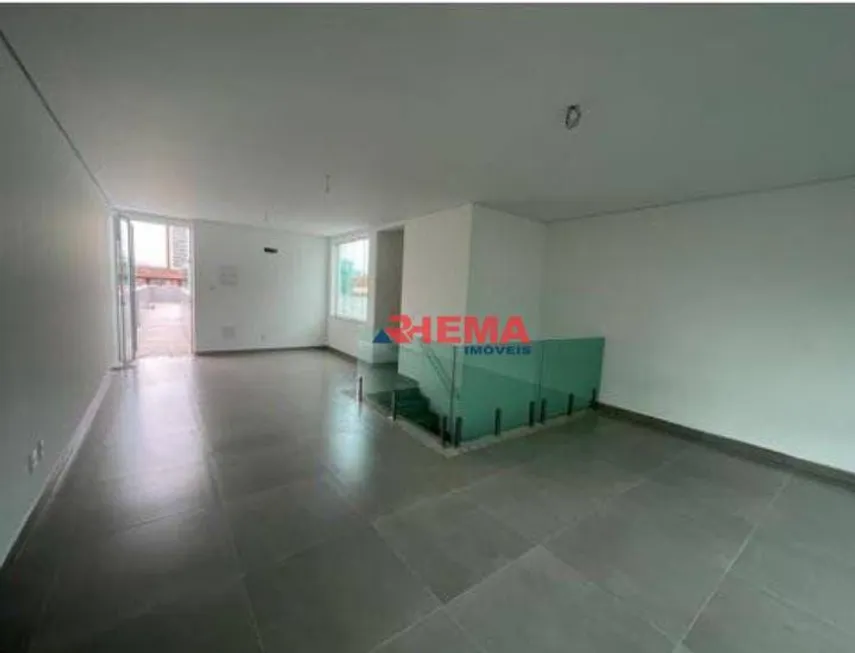 Foto 1 de Casa com 3 Quartos à venda, 280m² em Embaré, Santos