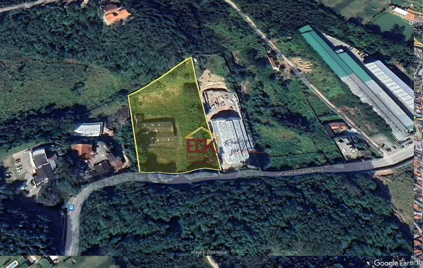 Foto 1 de Galpão/Depósito/Armazém para venda ou aluguel, 600m² em Jardim Torrao De Ouro, São José dos Campos