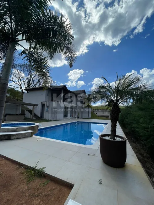 Foto 1 de Casa com 4 Quartos para alugar, 390m² em Condominio Jardim das Palmeiras, Bragança Paulista