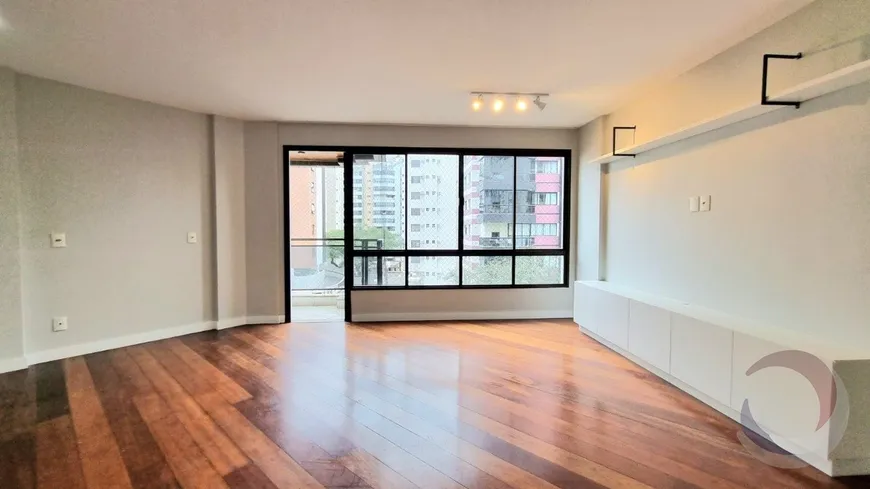 Foto 1 de Apartamento com 3 Quartos à venda, 124m² em Centro, Florianópolis