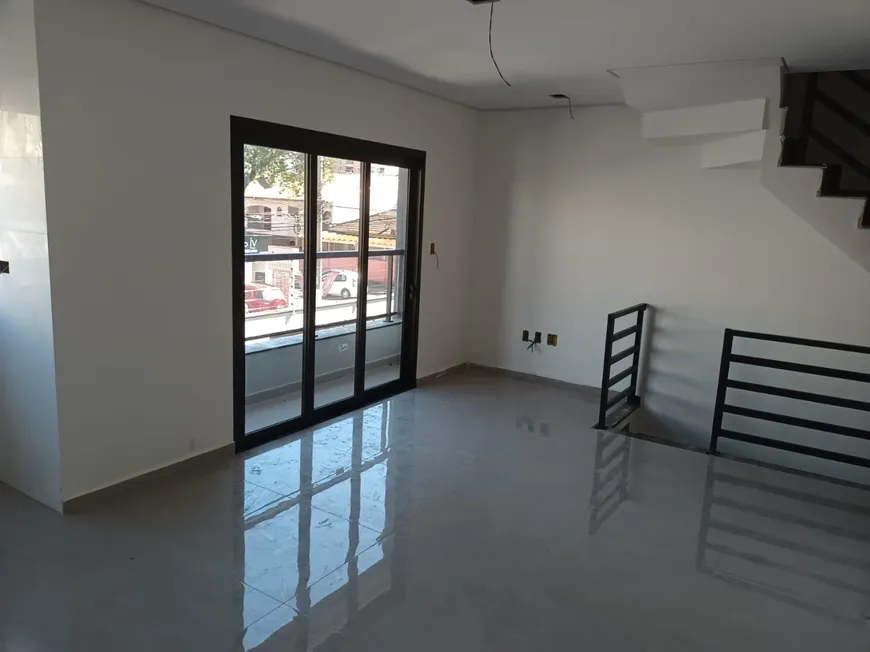 Foto 1 de Sobrado com 3 Quartos à venda, 105m² em Parque das Nações, Santo André