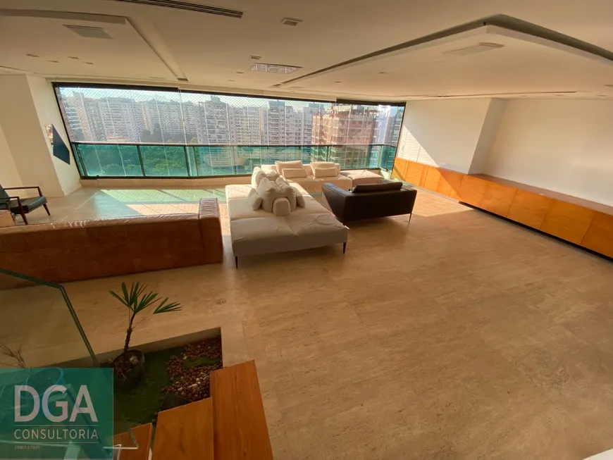 Foto 1 de Cobertura com 4 Quartos para alugar, 495m² em Barra da Tijuca, Rio de Janeiro