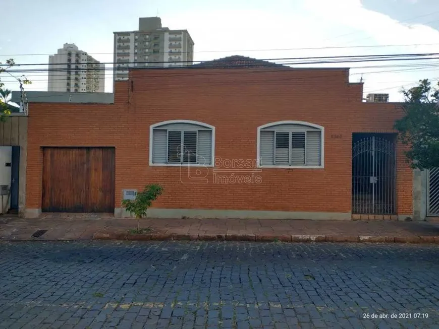 Foto 1 de Casa com 4 Quartos à venda, 245m² em Centro, Araraquara