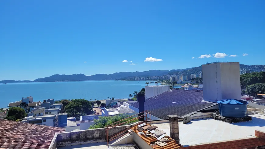 Foto 1 de Casa com 3 Quartos à venda, 107m² em Estreito, Florianópolis