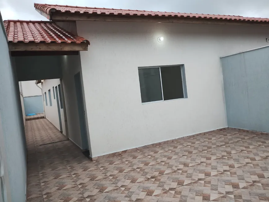 Foto 1 de Casa com 2 Quartos à venda, 150m² em Jardim Suarão, Itanhaém