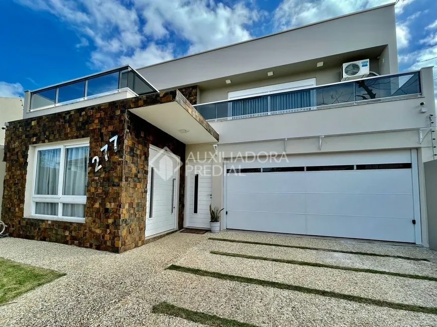 Foto 1 de Casa com 3 Quartos à venda, 271m² em São José, Santa Maria