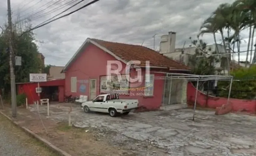 Foto 1 de Casa com 3 Quartos à venda, 88m² em Passo da Areia, Porto Alegre