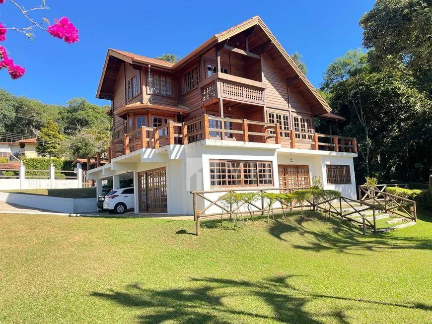 Foto 1 de Casa de Condomínio com 4 Quartos à venda, 400m² em Alpes de Caieiras, Caieiras