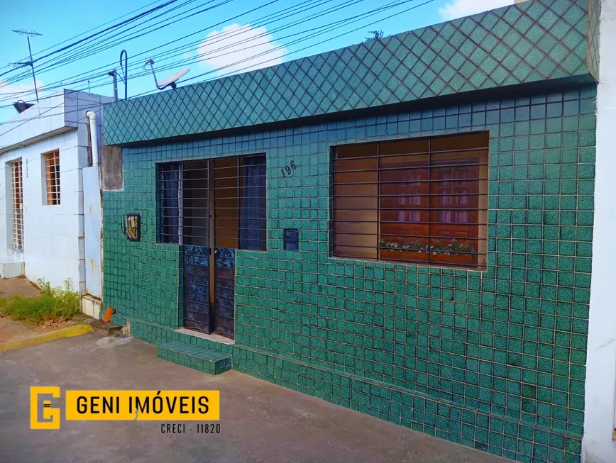 Foto 1 de Casa com 2 Quartos à venda, 60m² em Cavaleiro, Jaboatão dos Guararapes