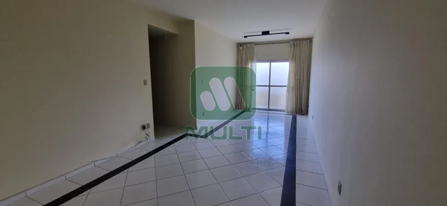 Foto 1 de Apartamento com 3 Quartos à venda, 98m² em Jardim Finotti, Uberlândia