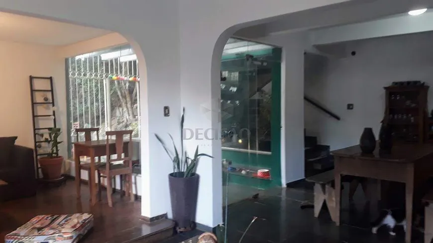 Foto 1 de Casa com 5 Quartos à venda, 312m² em Santo Antônio, Belo Horizonte