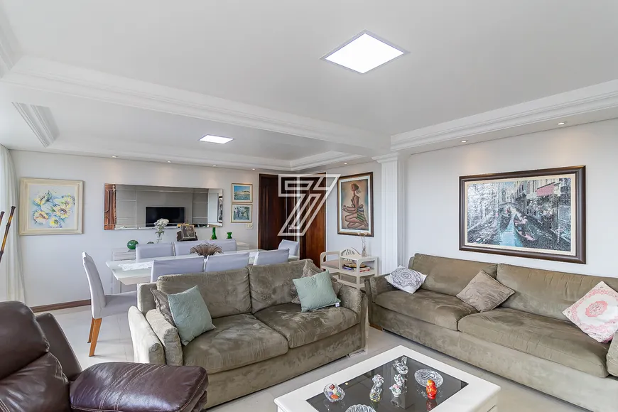 Foto 1 de Apartamento com 3 Quartos à venda, 112m² em Água Verde, Curitiba