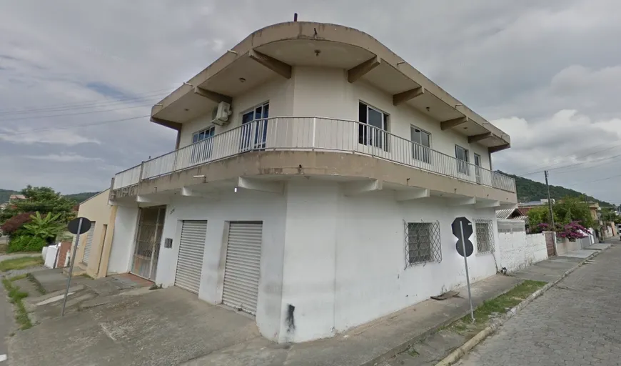 Foto 1 de Prédio Comercial com 3 Quartos à venda, 364m² em Monte Alegre Monte Alegre, Camboriú