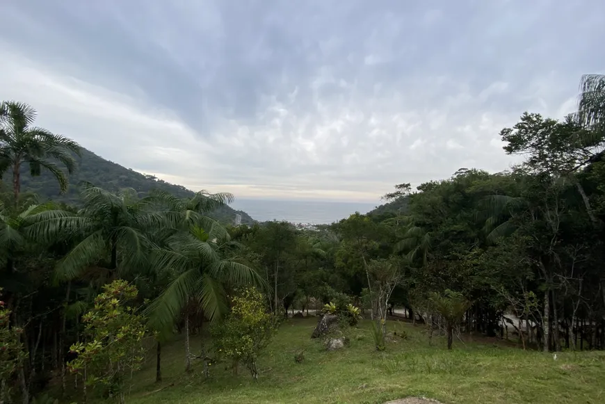 Foto 1 de Lote/Terreno à venda, 13395m² em Praia do Estaleirinho, Balneário Camboriú