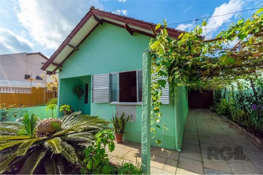 Foto 1 de Casa com 3 Quartos à venda, 179m² em São Luís, Canoas