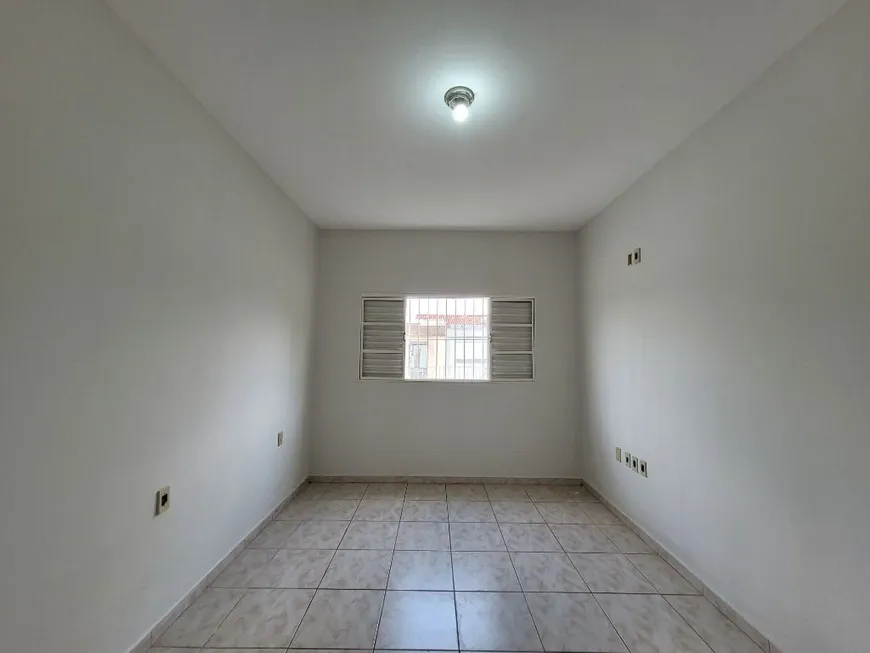 Foto 1 de Casa com 2 Quartos para alugar, 100m² em Jardim Sônia, Jaguariúna
