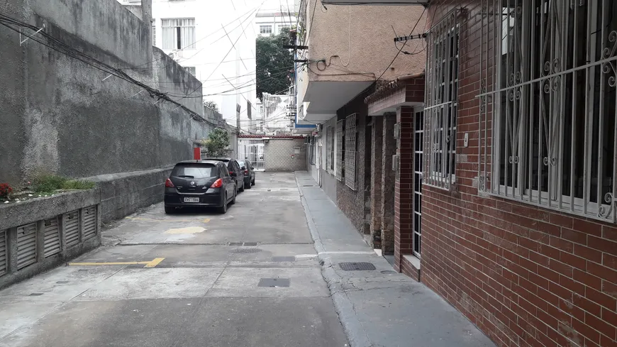 Foto 1 de Casa de Condomínio com 2 Quartos à venda, 55m² em Tijuca, Rio de Janeiro